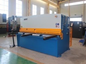 कारखाना किंमत QC12Y-6X2500 सीएनसी हायड्रोलिक स्विंग बीम कतरन मशीन