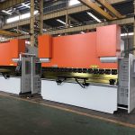 उच्च अचूकता मिनी प्रेस ब्रेक मशीन, प्रकाश रक्षक असलेल्या संगणकीकृत मेटल ब्रेक